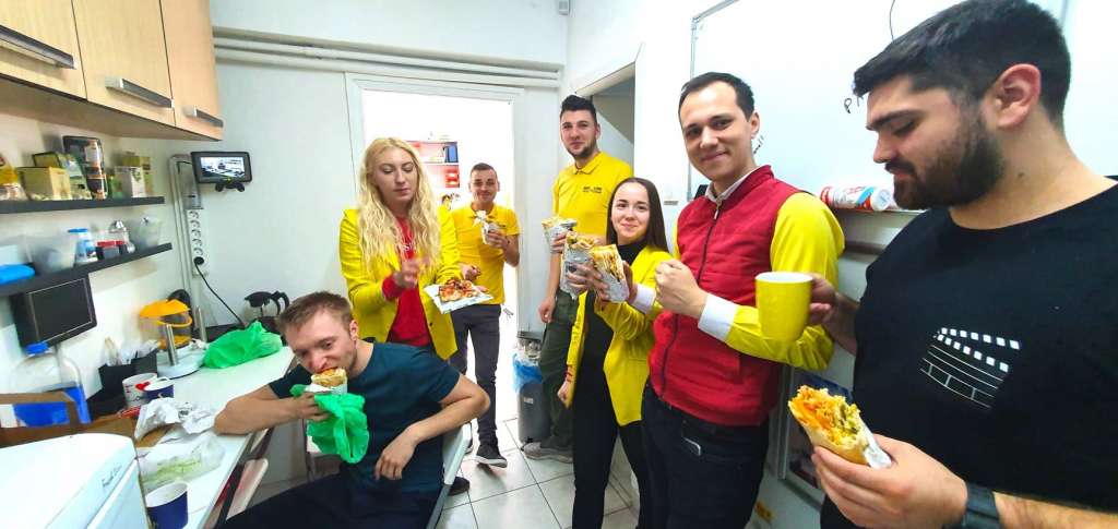 SERVICE GSM ZONE IAȘI - Reparații TELEFOANE, tablete și laptop-uri. COLEGII MEI - SERVICE GSM ZONE IAȘI - Reparații TELEFOANE, tablete și laptop-uri.